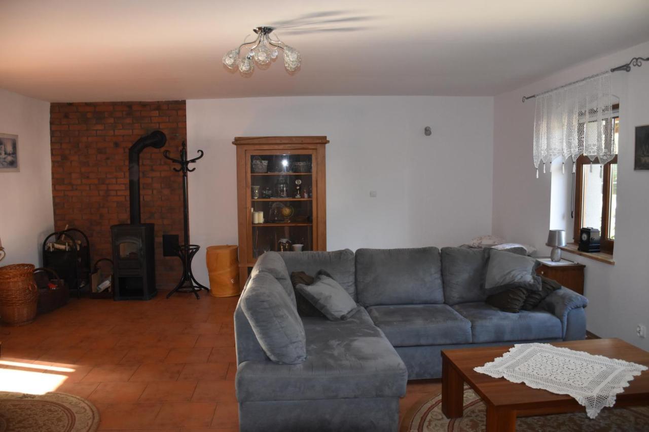 Gosciniec Pod Debem Farm stay *