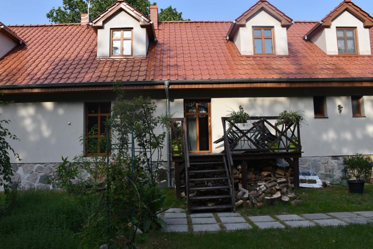 Gosciniec Pod Debem Farm stay